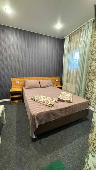 Гостиница Валентин Джубга Небольшой двухместный номер с 1 кроватью-1